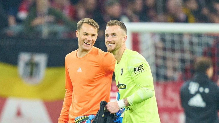 Ongelukkige Flekken legt het af tegen Neuer: Bayern wint ruim in Freiburg