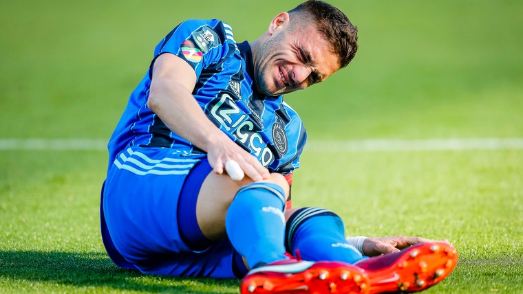 Perez hekelt bank PSV en lacht om Tadic