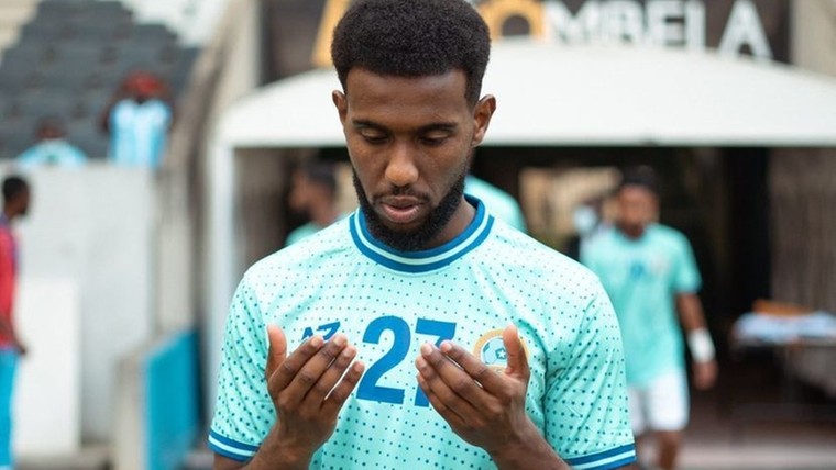 De amateurvoetballer die Somalisch international werd onder The Champ