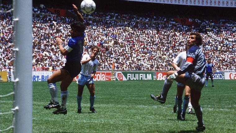 Iconisch WK-shirt Maradona levert ondanks twijfels absoluut recordbedrag op