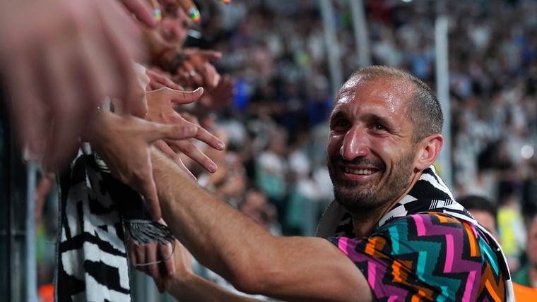 Juventus eert Chiellini met vroege publiekswissel, maar verspeelt zege
