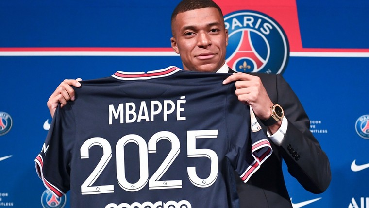 'Kassa rinkelt voor Monaco door contractverlenging Mbappé'