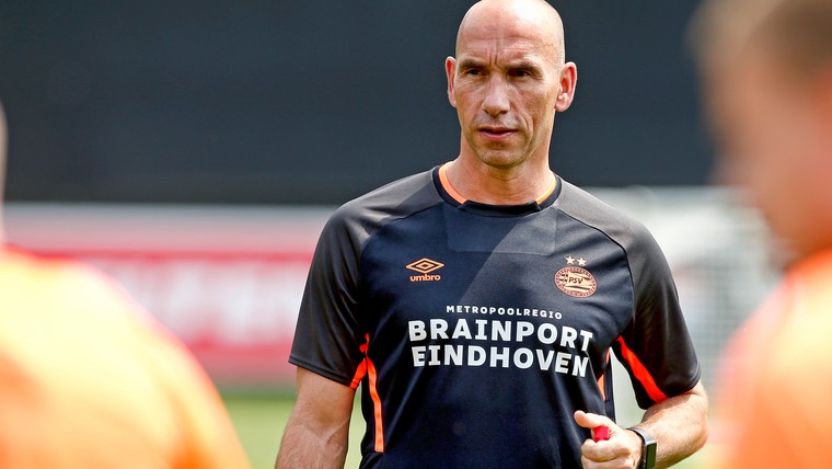 PSV laat Dirkx nog niet naar Van Bommel gaan