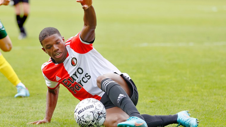 Feyenoord wil meedenken met Malacia en zet in op behoud Kökçü en Sinisterra