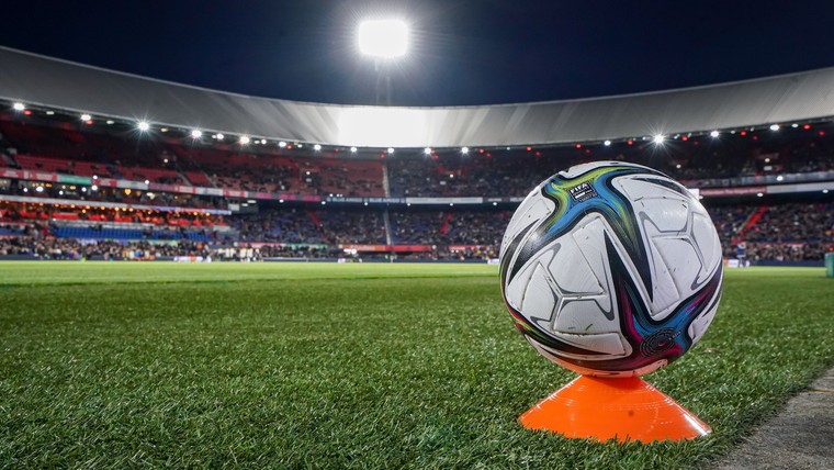 Kampioen Ajax start seizoen in Sittard, Feyenoord opent tegen Vitesse