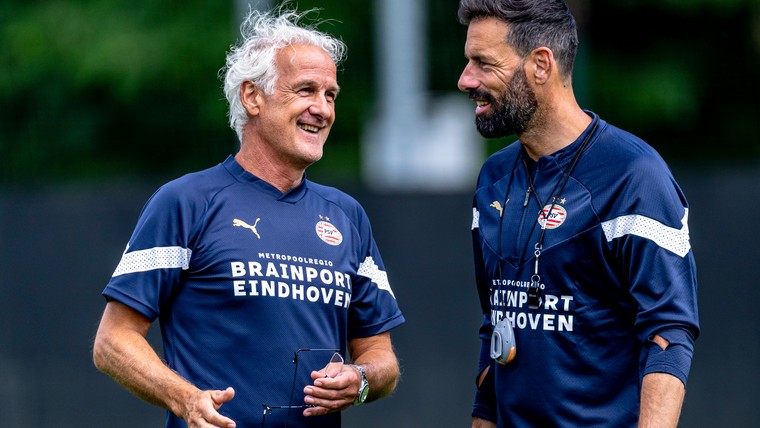 Van Nistelrooij moet PSV weer kampioen maken: 'Het geloof is er'