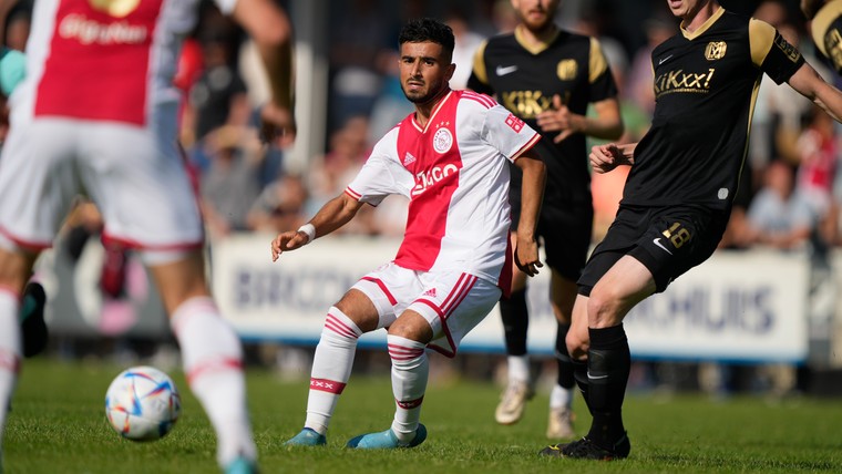 Ünüvar verbindt toekomst aan Ajax met nieuw contract