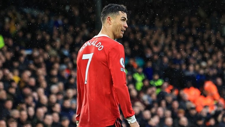 Ten Hag krijgt advies van Hasselbaink: 'Verkoop Ronaldo, hij is niet blij'