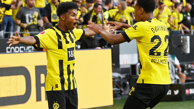 Dortmund wint eerste Bundesliga-topper dankzij nieuwe aanwinst