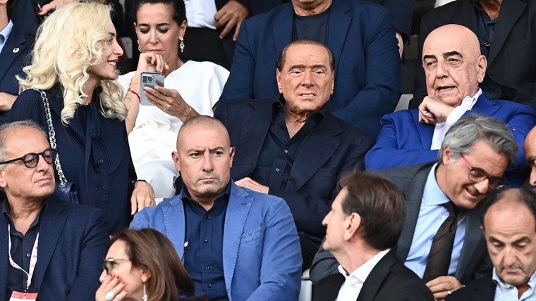Berlusconi gooit hoofd Monza-trainer al op het hakblok: 'Volgde mijn tips niet'
