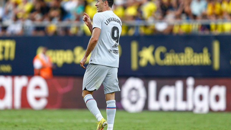Lewandowski na acht jaar en 344 goals tegenover Bayern: 'Ik zal hem niet uitfluiten'