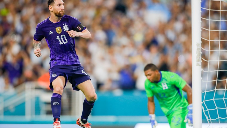 Toverende Messi en ontketend Argentinië onderstrepen WK-ambities 