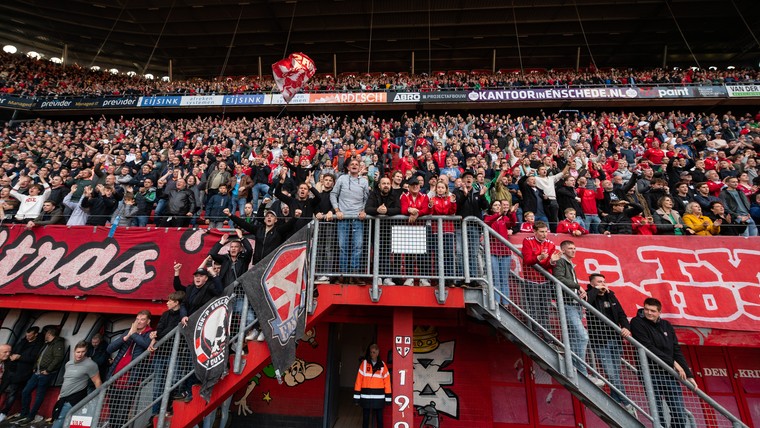 FC Twente door het stof na spreekkoren tijdens One Love-weekend