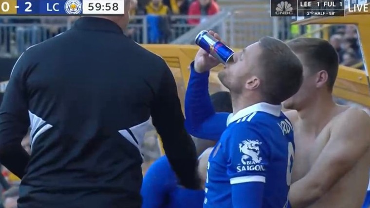 Onnavolgbare Vardy baart opzien met opvallend drankje voor treffer