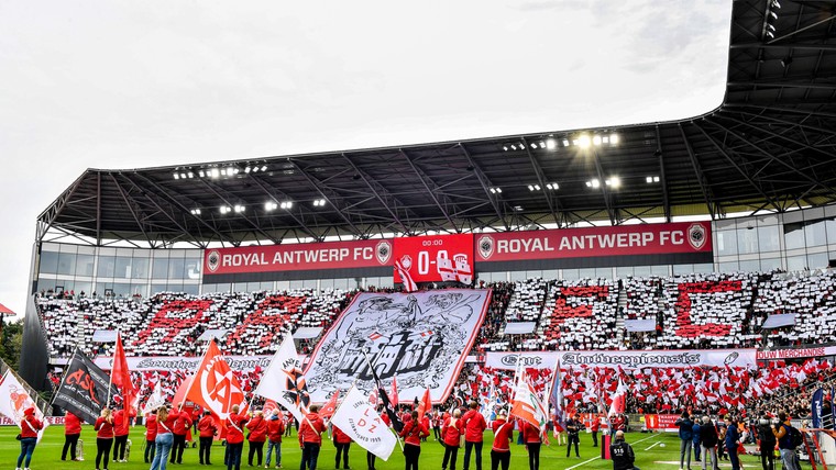 Op reportage bij vernederlandst Royal Antwerp FC