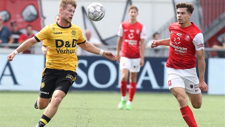 Roda-talent Van der Heide klopt aan bij arbiter voor eerste doelpunt