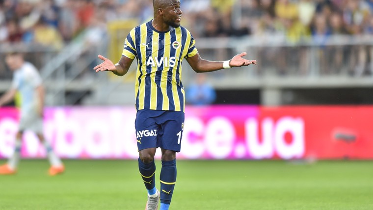 Oranje opgelet: Ecuador-spits houdt hunkerend Fenerbahçe op titelkoers