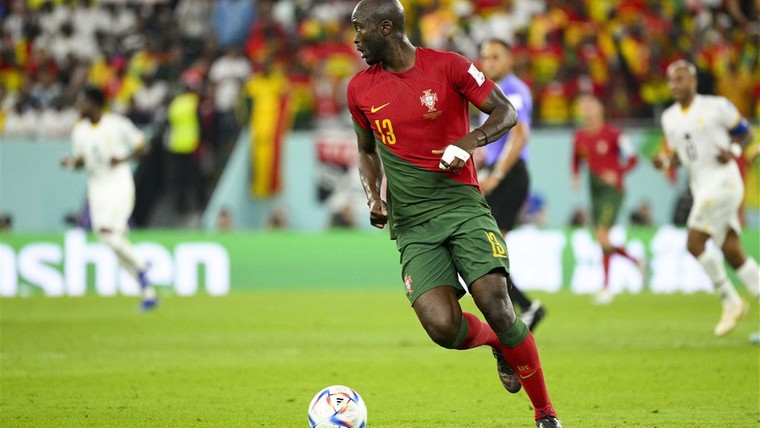 Tegenvaller voor Portugal biedt Pepe (39) kans op vierde WK-optreden