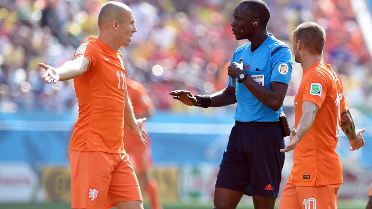 Oranje krijgt tegen Qatar te maken met arbiter uit Gambia