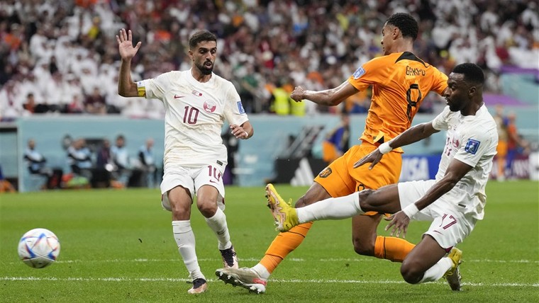 Gakpo schrijft WK-historie met openingstreffer tegen Qatar