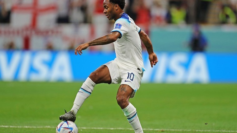 Engeland bevestigt terugkeer Sterling op WK-podium