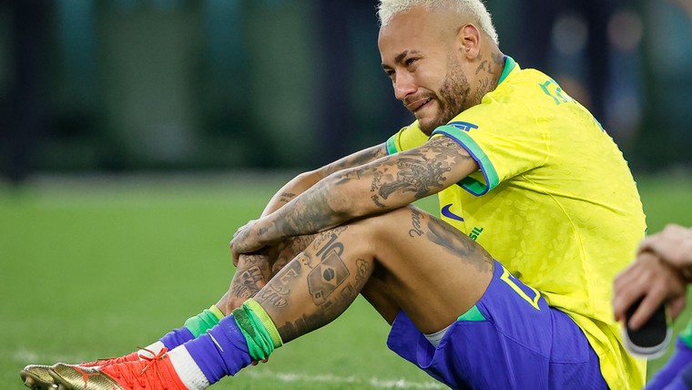 Neymar 'psychisch kapot' na WK-exit: 'Gaat heeeel lang pijn doen'