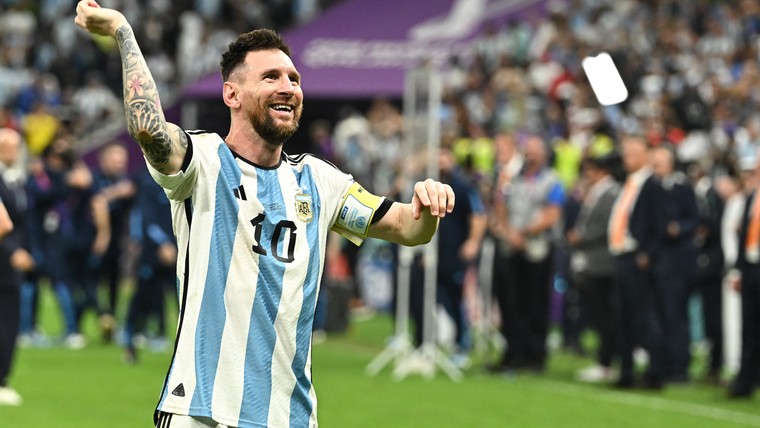 'Niet te ontkennen dat rebellerende Messi steeds meer Maradona wordt'
