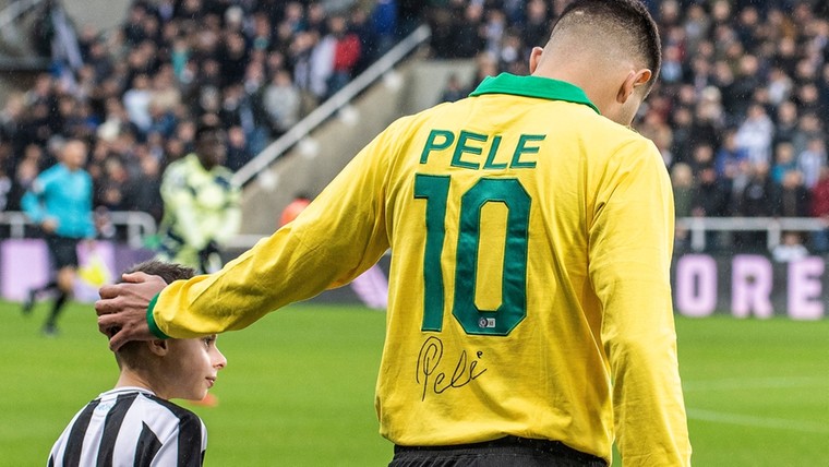 Het groengeel straalt: Bruno Guimarães komt met eigen eerbetoon voor Pelé