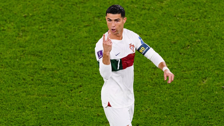 Al-Nassr-trainer Garcia maakt pijnlijke grap over Ronaldo en Messi