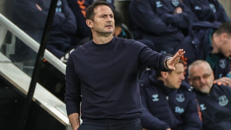 Baan van Lampard aan zijden draadje, fans willen rigoureuze stap zien