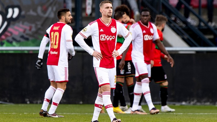 Ook Ajax komt teleurstellend uit de WK-break