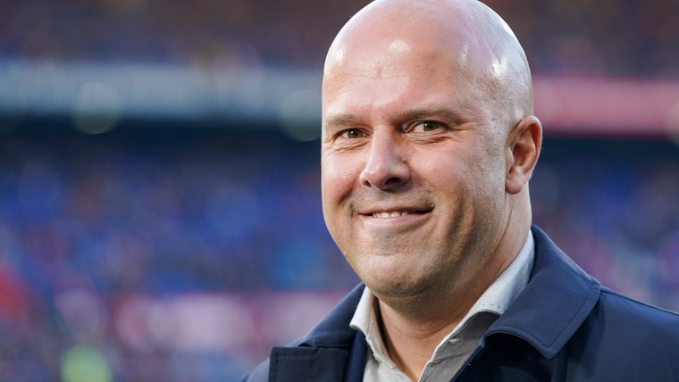 Slot legt uit waarom hij geen 'bekerkeeper' opstelt bij Feyenoord