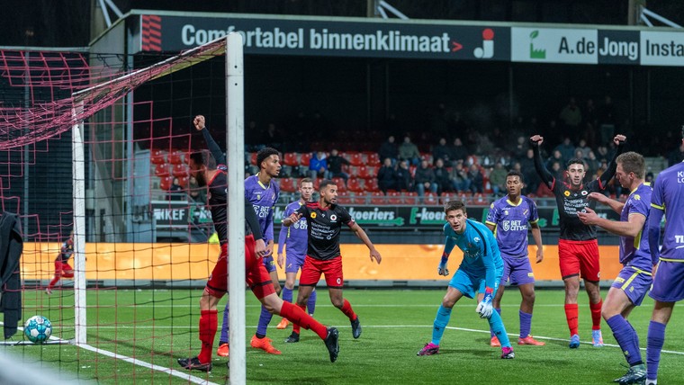 Excelsior verschaft zich lucht met zege op concurrent FC Volendam