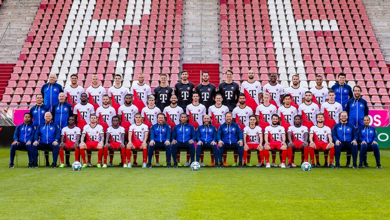 FC Utrecht laat foto's zien met goed nieuws: Hendriks sluit na 229 dagen aan