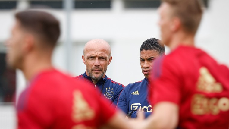Ajax wil staf opschudden met nieuwe assistent