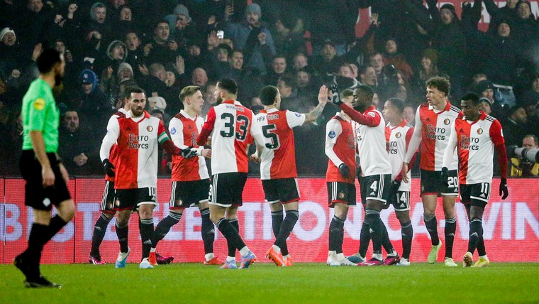 Feyenoord maakt geen fout tegen NEC en blijft aan kop van Eredivisie