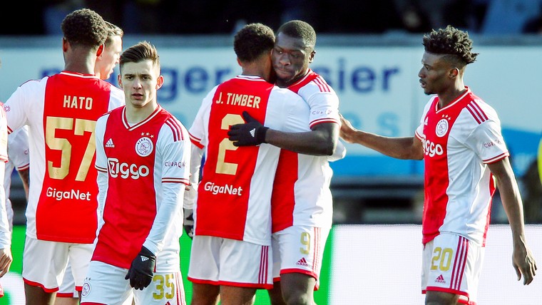 Brobbey rekent na dubbelslag voor Ajax af met 'allemaal onzin'