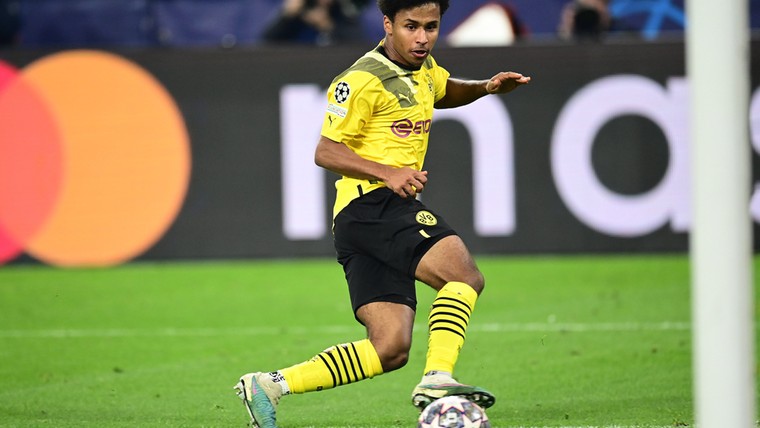 Counter in dertien tellen bezorgt Dortmund zege op Chelsea