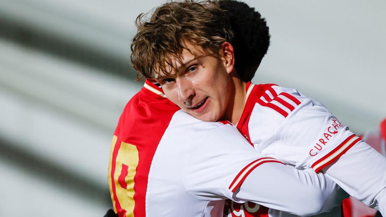 Droomdebuut Belgisch toptalent bij Jong Ajax: 'Train pas een week mee'
