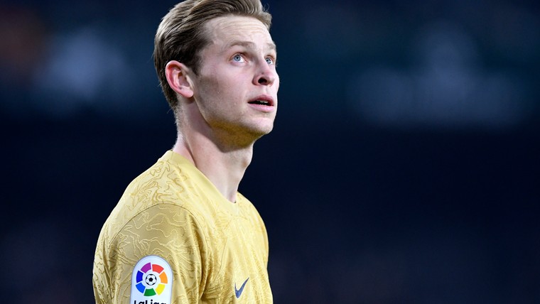 De Jong overtuigt iedereen bij Barcelona: 'Gelukkig hebben we hem niet verkocht'