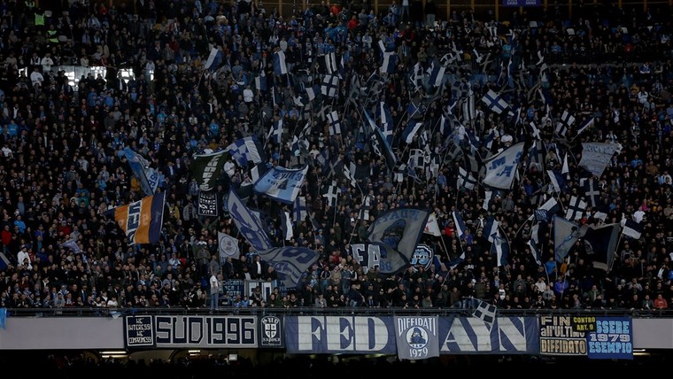 UEFA grijpt in na weigering Duitse fans door Napoli: 'Onaanvaardbaar'