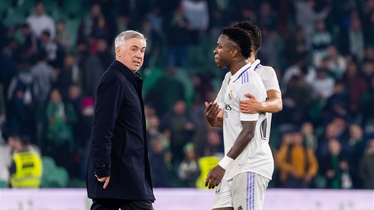 Ancelotti opnieuw lovend voor pupil: 'Vinícius beste speler ter wereld'