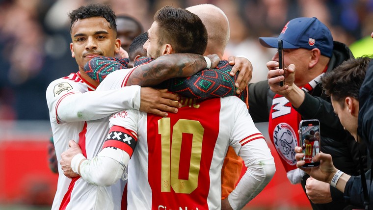 'Hopen dat het "jaren '00-spook" bij Ajax niet gaat opdoemen'