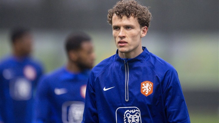 Wieffer zeventiende Oranje-debutant onder Koeman