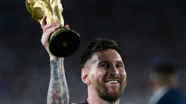 Magische mijlpaal Messi op feestavond: 'Ik hoop dat deze gekte nooit stopt'