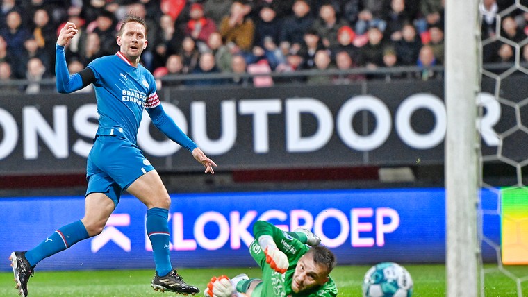 Cillessen is zelfkritisch na PSV-treffers en richt vizier vast op Gelderse derby