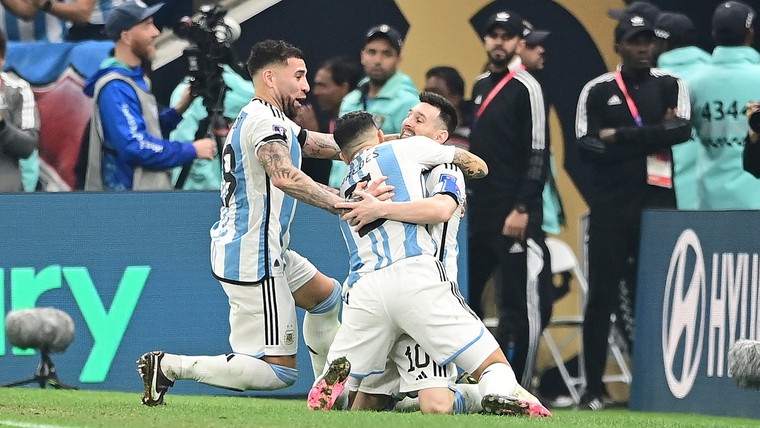 Argentijnse adoratie: ploeggenoot Otamendi neemt Messi-tatoeages