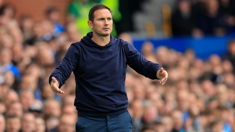 Hiddink schuift Lampard naar voren voor vaste aanstelling bij Chelsea