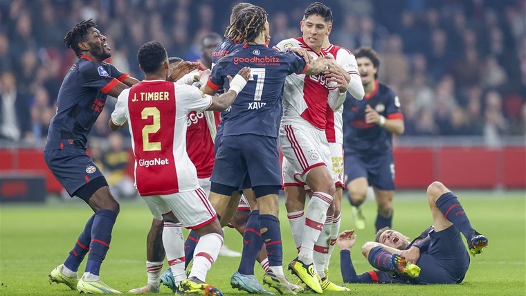 PSV en Ajax pakken in aanloop naar beladen kraker uit met fraaie video's