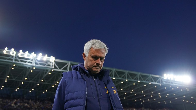 Mourinho wijt ineenstorting Roma aan Feyenoord: 'Zaten op de limiet'